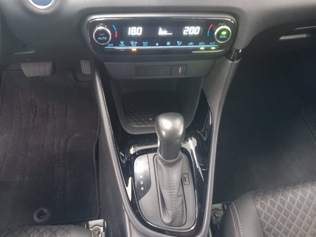 TOYOTA Yaris 1.5h style