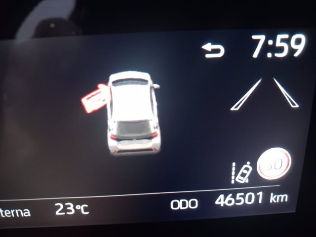 TOYOTA Yaris 1.5h style