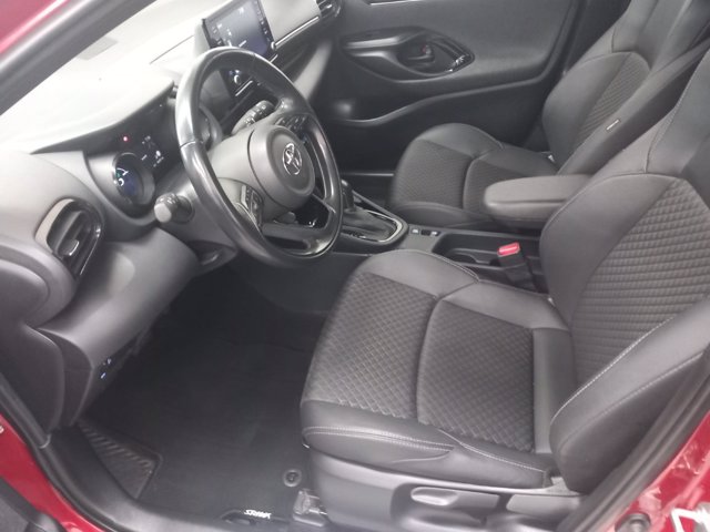 TOYOTA Yaris 1.5h style
