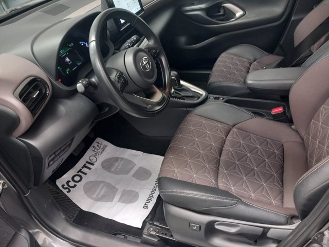 TOYOTA Yaris Cross 1.5 Hybrid 5p. E-CVT Lounge