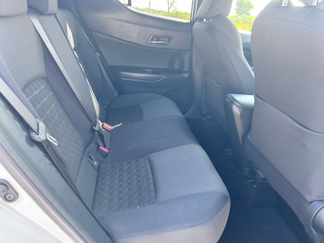 TOYOTA C-HR 1.8 Hybrid E-CVT Trend