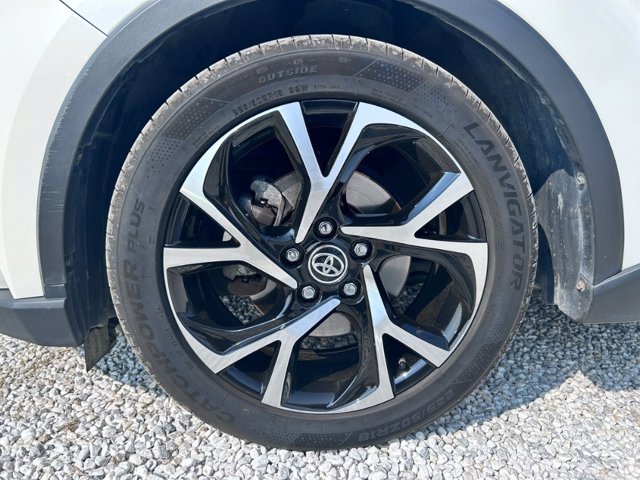 TOYOTA C-HR 1.8 Hybrid E-CVT Trend