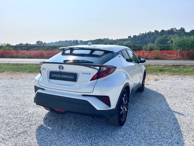 TOYOTA C-HR 1.8 Hybrid E-CVT Trend