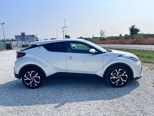 TOYOTA C-HR 1.8 Hybrid E-CVT Trend