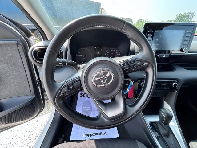 TOYOTA Yaris 1.5 Hybrid 5 porte Active