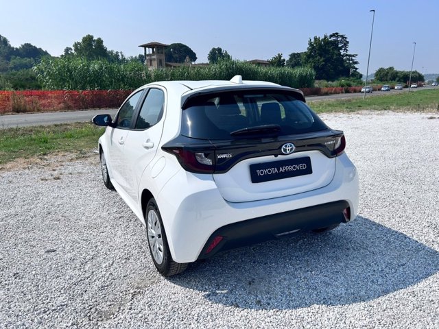 TOYOTA Yaris 1.5 Hybrid 5 porte Active
