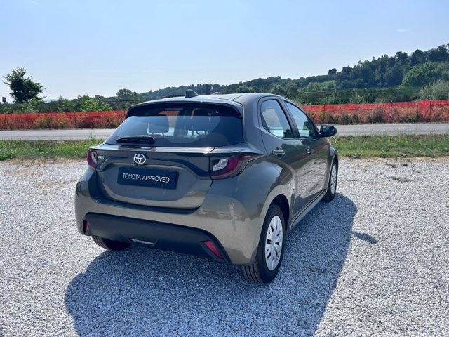 TOYOTA Yaris 1.0 5 porte Active