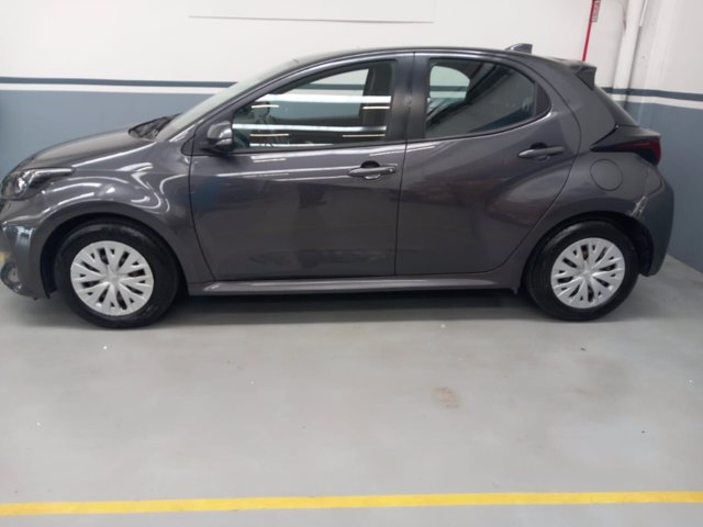 TOYOTA Yaris 1.0 trend