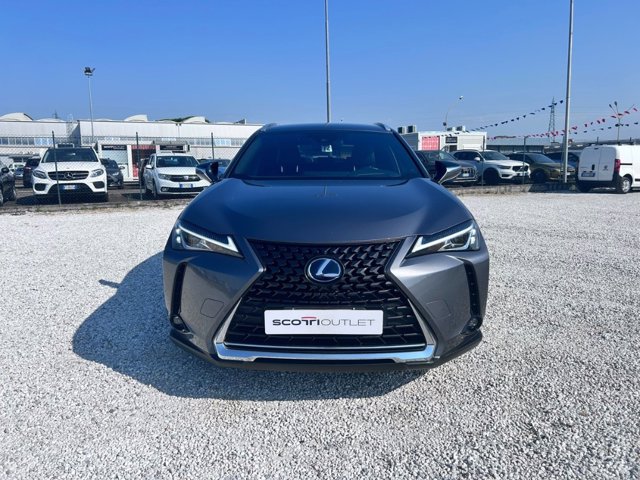 LEXUS UX Hybrid Luxury