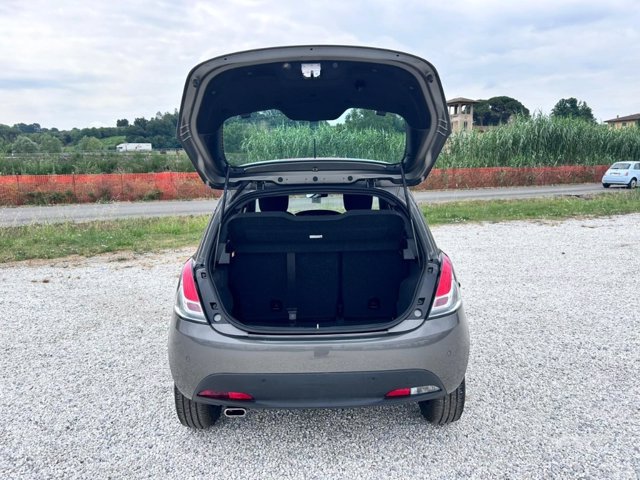 LANCIA Ypsilon 1.0 firefly hybrid gold s&s 70cv