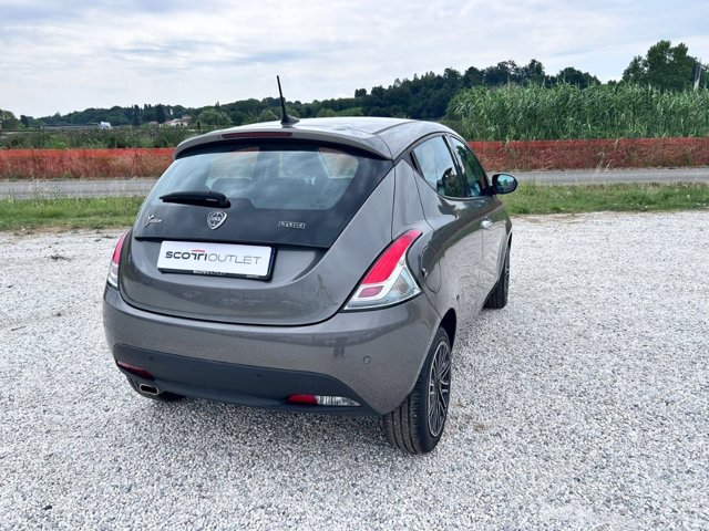 LANCIA Ypsilon 1.0 firefly hybrid gold s&s 70cv