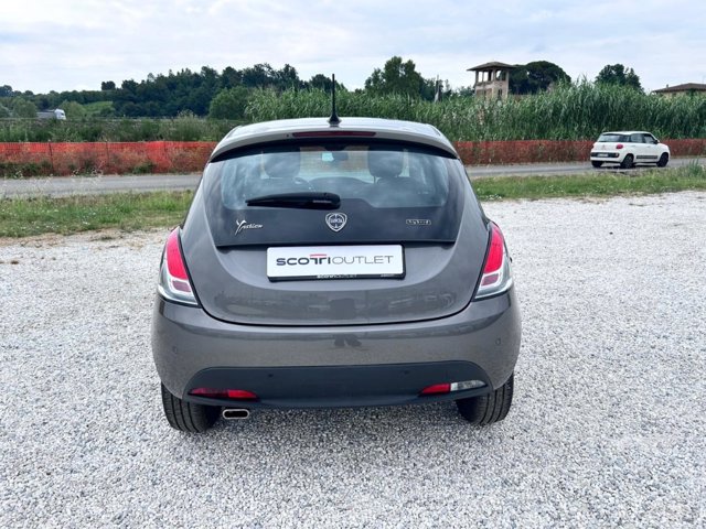 LANCIA Ypsilon 1.0 firefly hybrid gold s&s 70cv