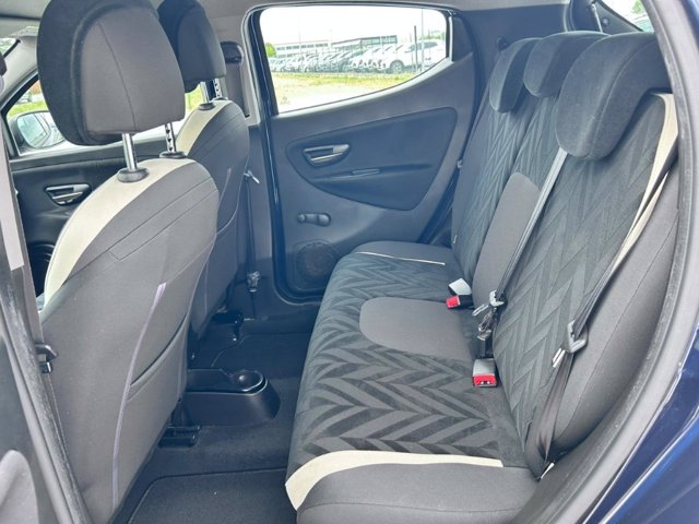LANCIA Ypsilon 1.2 69 CV 5 porte Gold