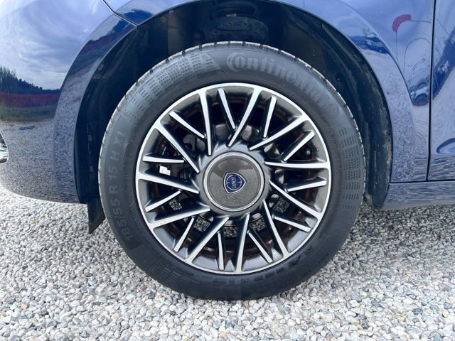 LANCIA Ypsilon 1.2 69 CV 5 porte Gold