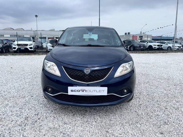LANCIA Ypsilon 1.2 69 CV 5 porte Gold