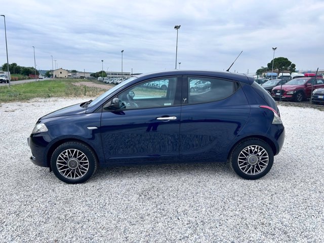 LANCIA Ypsilon 1.2 69 CV 5 porte Gold