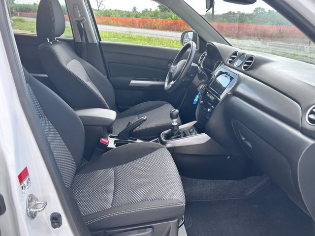 SUZUKI Vitara 1.4h top 2wd