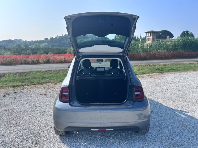 FIAT 500 Icon Berlina 42 kWh