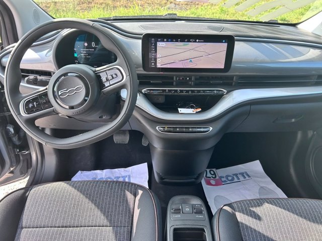 FIAT 500 Icon Berlina 42 kWh