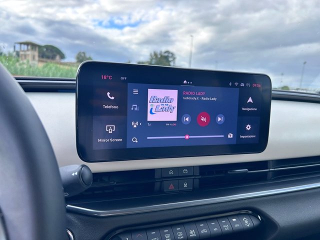 FIAT 600 Hybrid MHEV La Prima