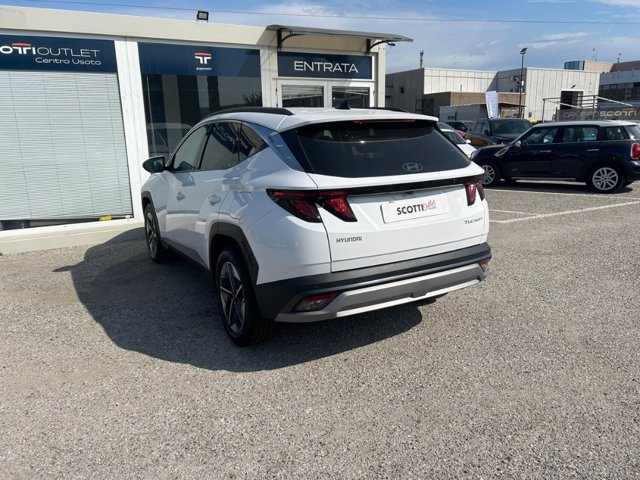 HYUNDAI Tucson 1.6 t-gdi 48v business 2wd dct