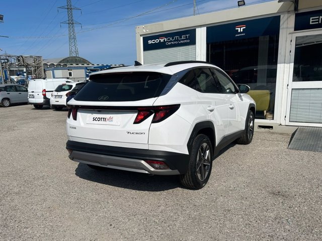 HYUNDAI Tucson 1.6 t-gdi 48v business 2wd dct