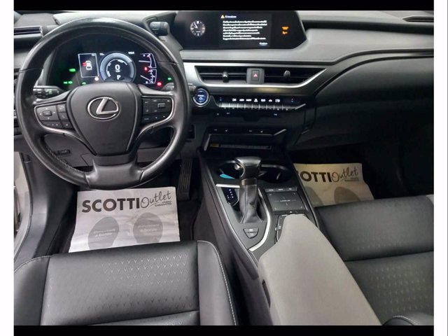 LEXUS UX250H 2.0H ECVT MID MY21 2WD