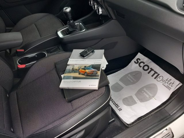 RENAULT Captur 1.0 tce intens 100cv