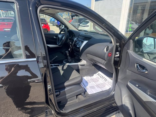 NISSAN Navara Double Cab 2.3 dCi 163cv Visia 4WD