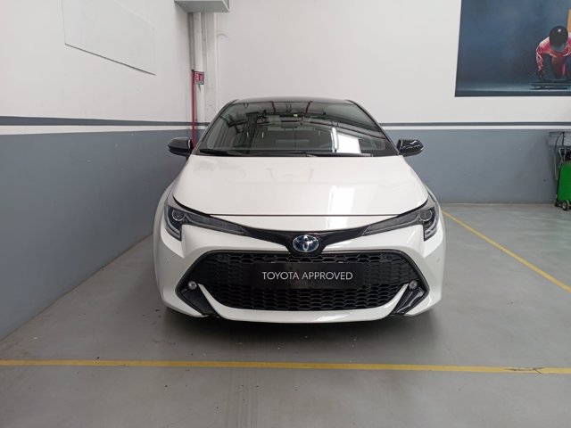 TOYOTA Corolla 1.8h style cvt