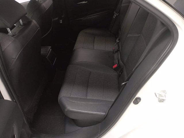 TOYOTA Corolla 1.8h style cvt
