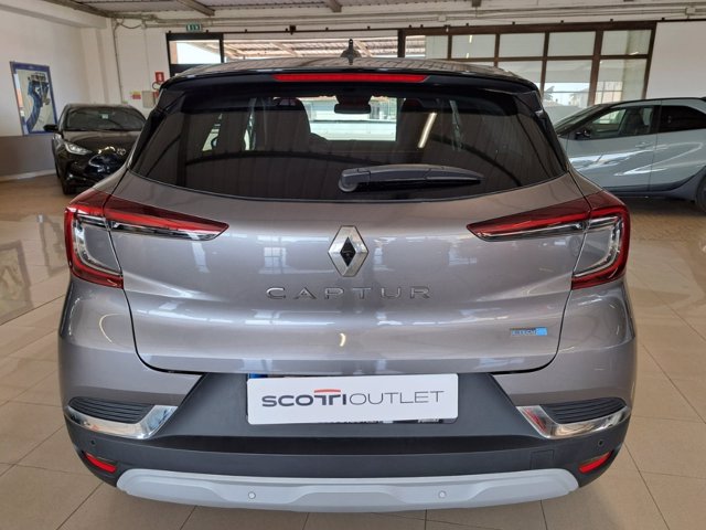 RENAULT Captur Hybrid E-Tech 145 CV Business