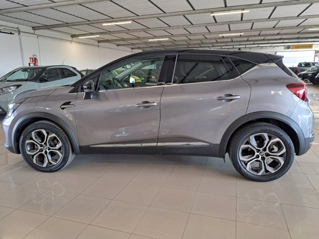 RENAULT Captur Hybrid E-Tech 145 CV Business