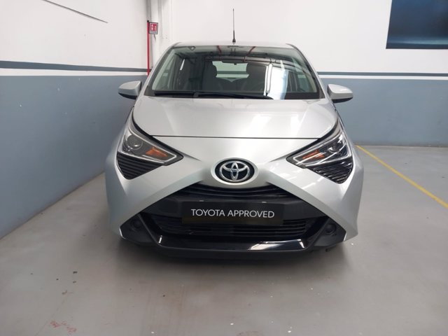 TOYOTA Aygo 5p 1.0 x-play m-mt 72cv
