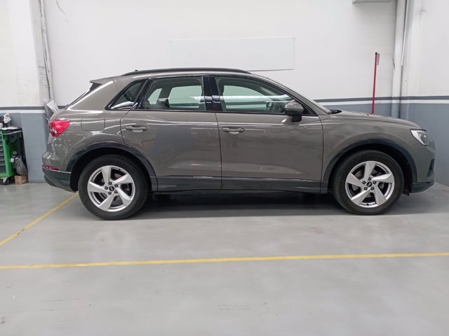 AUDI Q3 35 2.0 tdi business quattro s-tronic