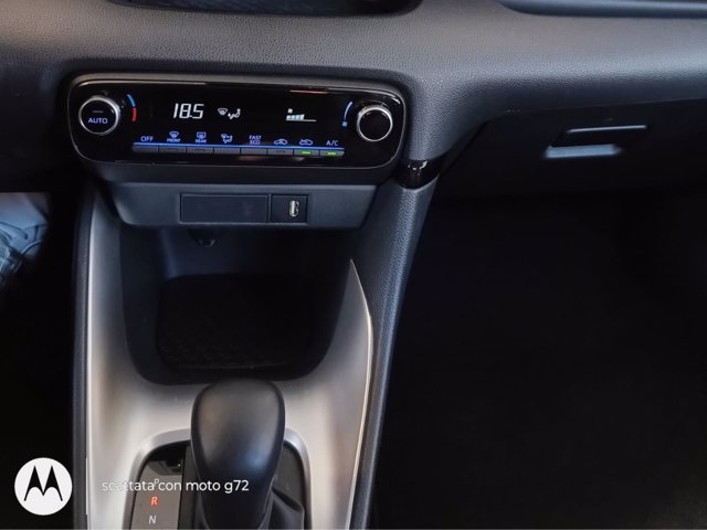 TOYOTA Yaris 1.5 Hybrid 5 porte Trend