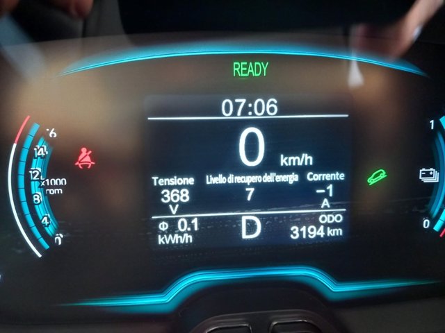 TOYOTA Yaris 1.5h active