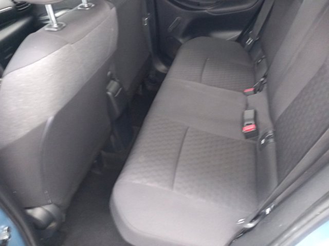 TOYOTA Yaris 1.5h active