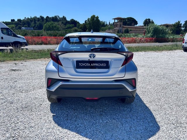 TOYOTA C-hr 1.8h business e-cvt