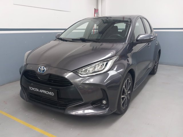 TOYOTA Yaris 1.5h trend