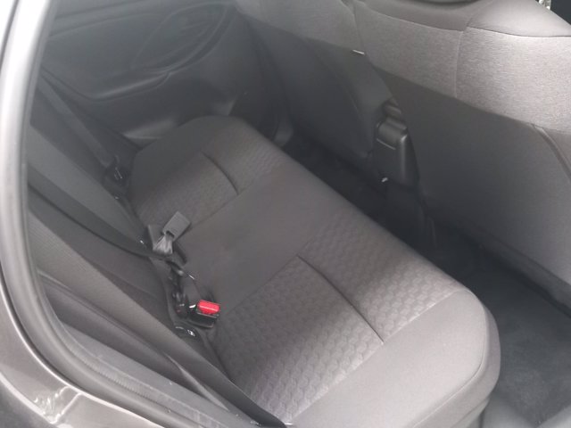 TOYOTA Yaris 1.5h trend