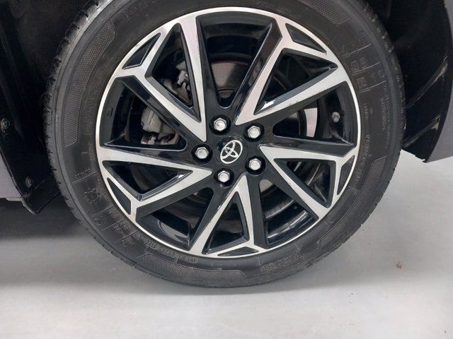 TOYOTA Yaris 1.5h trend
