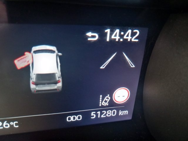 TOYOTA Yaris 1.5h trend
