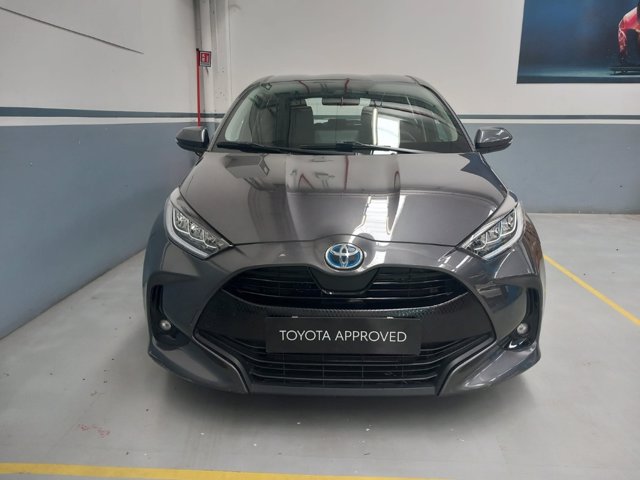 TOYOTA Yaris 1.5h trend