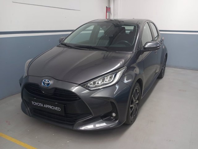 TOYOTA Yaris 1.5h trend