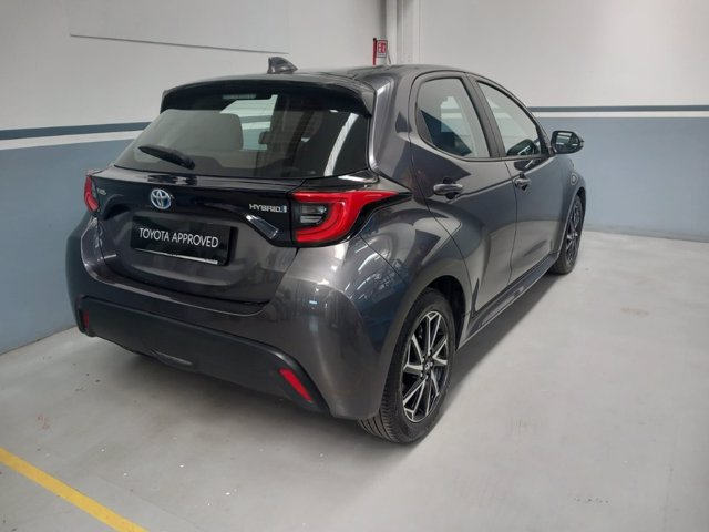 TOYOTA Yaris 1.5h trend