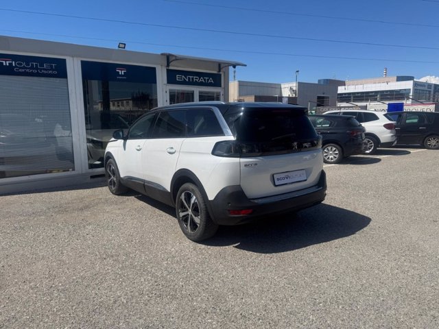 PEUGEOT 5008 BlueHDi 130 S&S EAT8 Allure