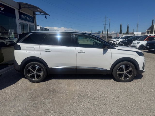 PEUGEOT 5008 BlueHDi 130 S&S EAT8 Allure