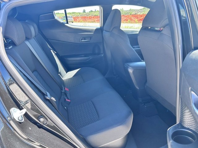 TOYOTA C-hr 1.8h active e-cvt