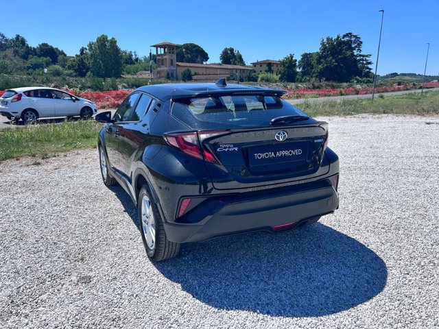 TOYOTA C-hr 1.8h active e-cvt